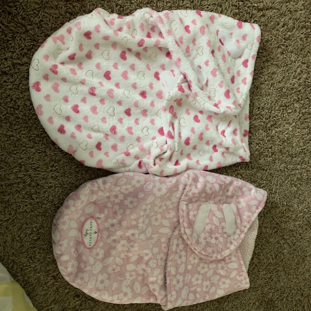 Swaddles